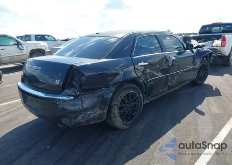 2007 Chrysler 300C из США, поврежденный, VIN 2C3KA63H27H637752